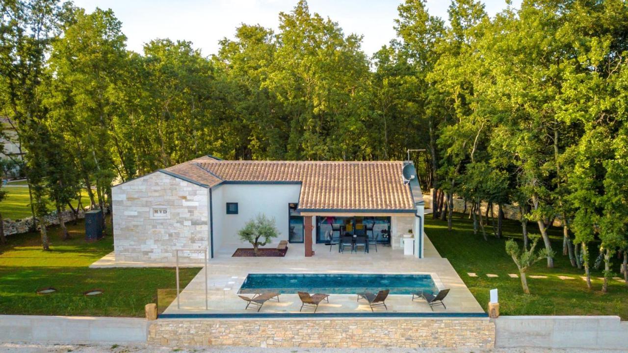 Villa Casa Bosca With Heated Pool à Sveti Petar u Sumi Extérieur photo