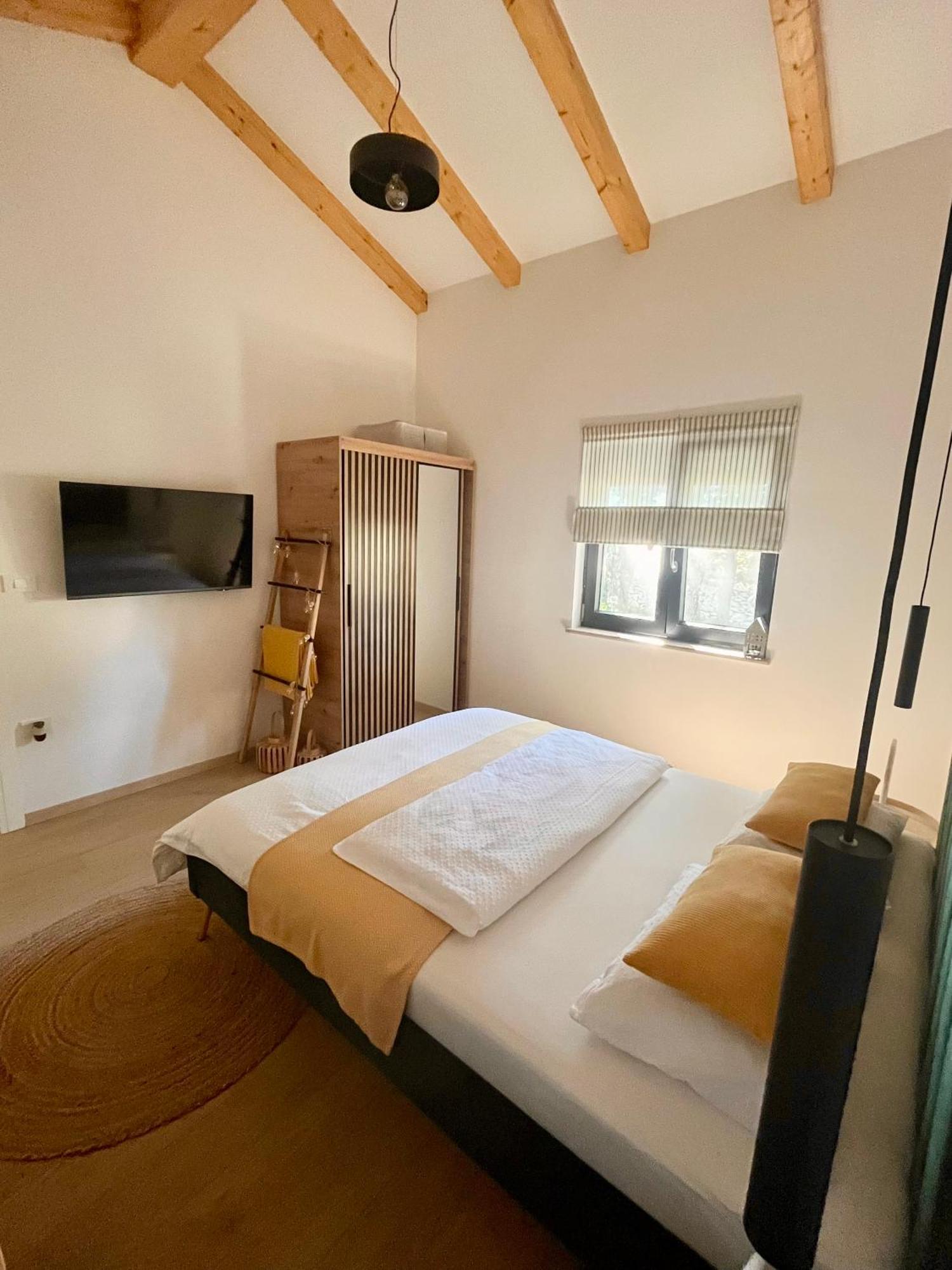 Villa Casa Bosca With Heated Pool à Sveti Petar u Sumi Extérieur photo